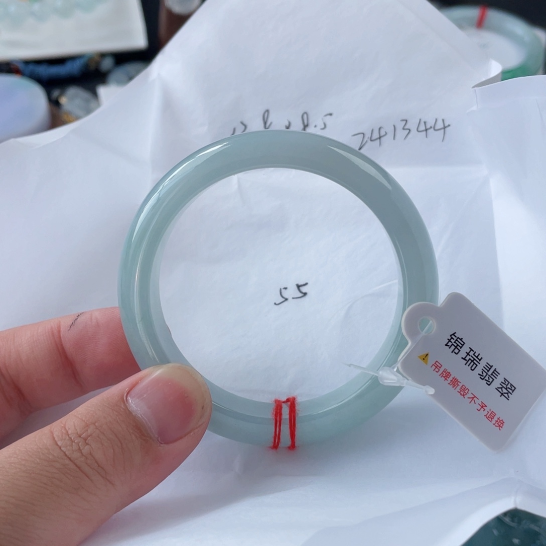 翡翠手镯未镶嵌55正圈