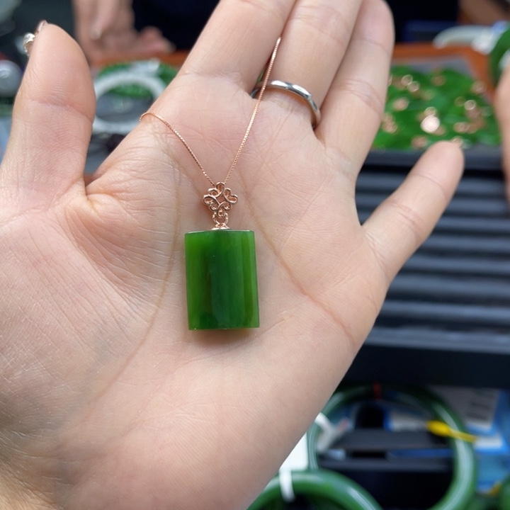 【闪购商品】和田玉（碧玉）颈饰银S925镶嵌