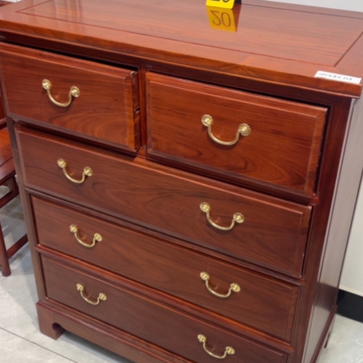 【闪购商品】花梨木类储物柜12345577899