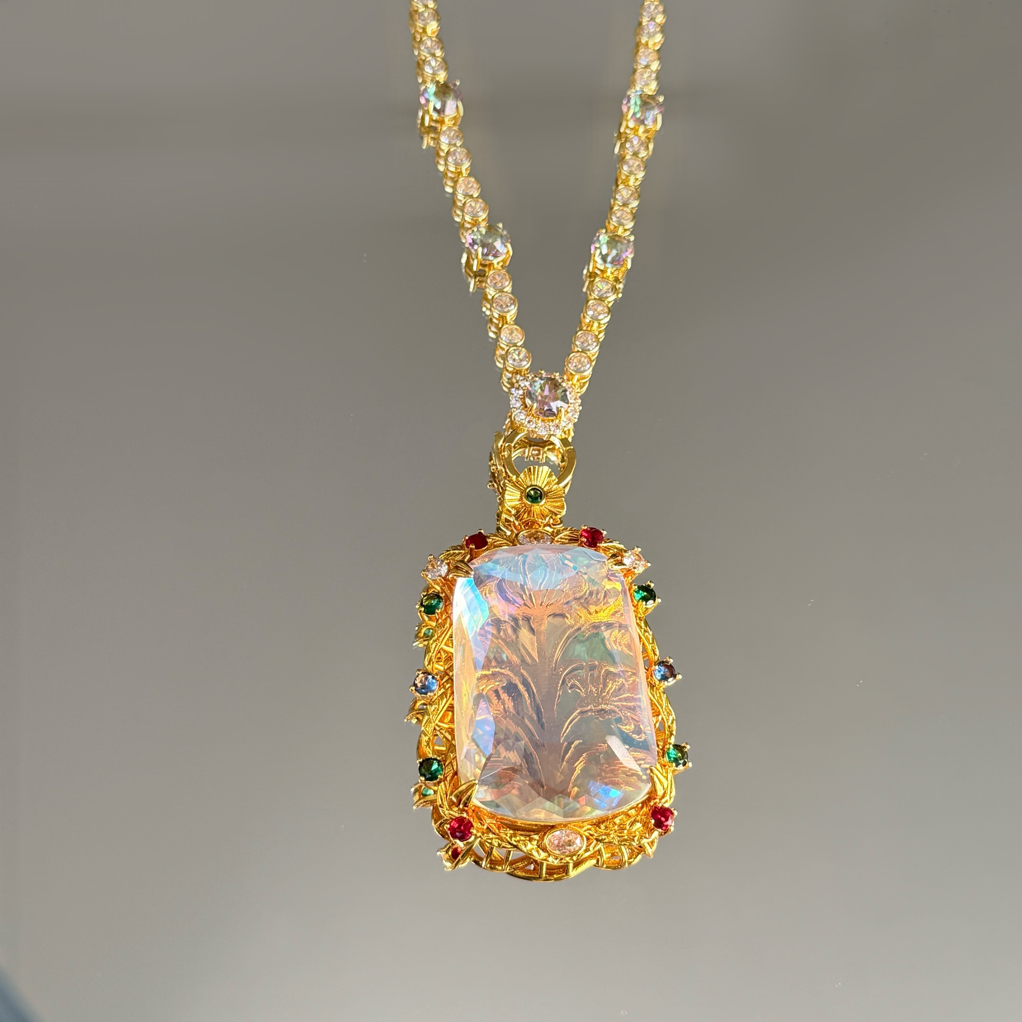   T439-甄芯优选鎏光秘境珑淳吊坠多样性发一件