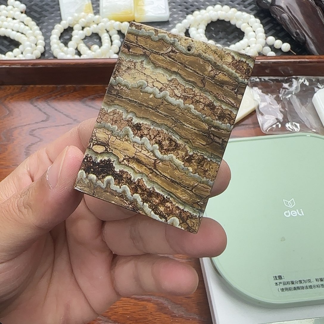 白玉菩提手串瑕疵猛犸牌