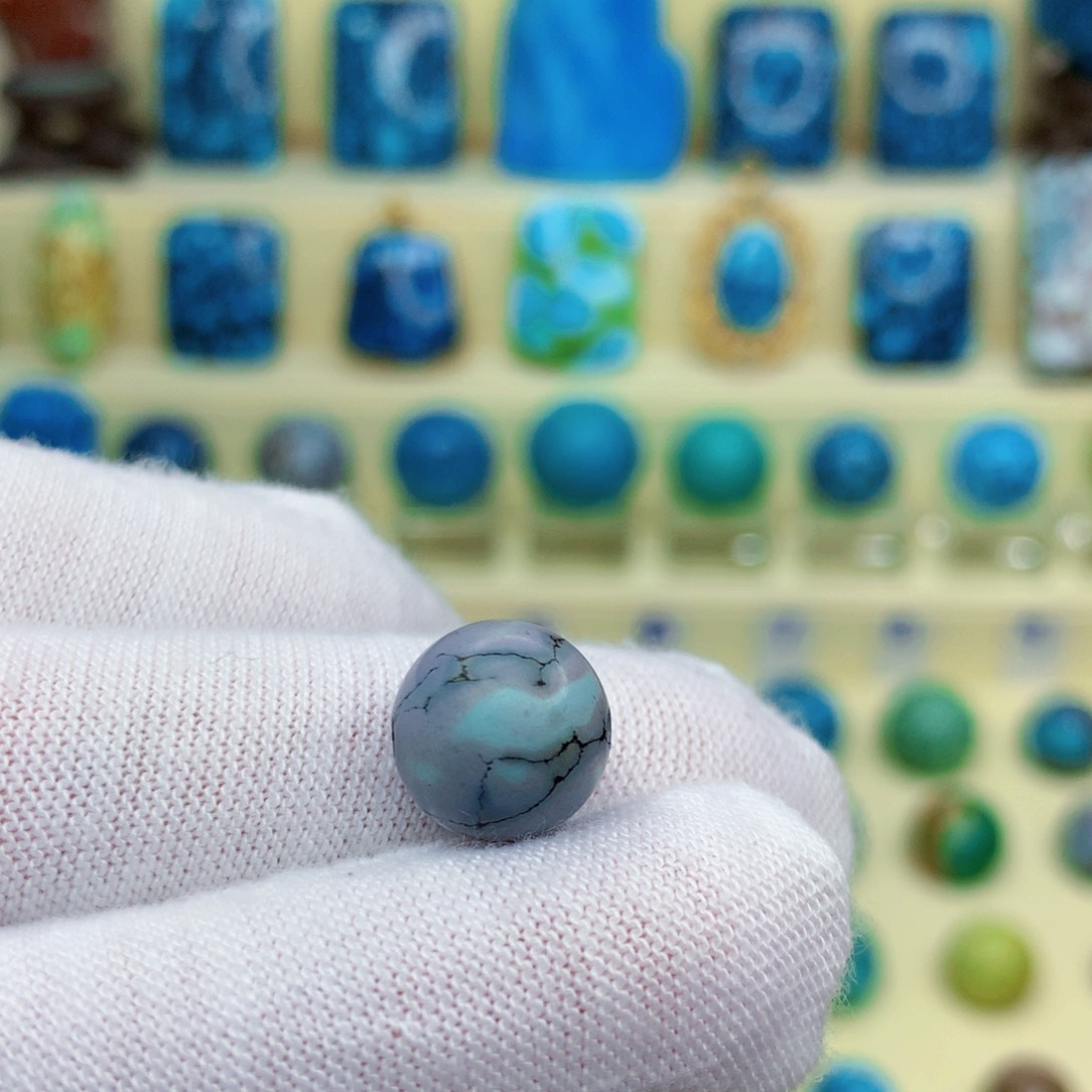 绿松石绿松石未镶嵌