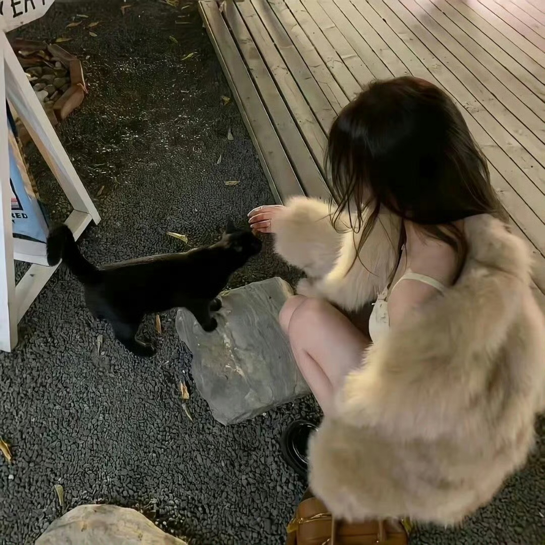 【扣号链接】直播间默认瑕疵 高品质捡漏女装