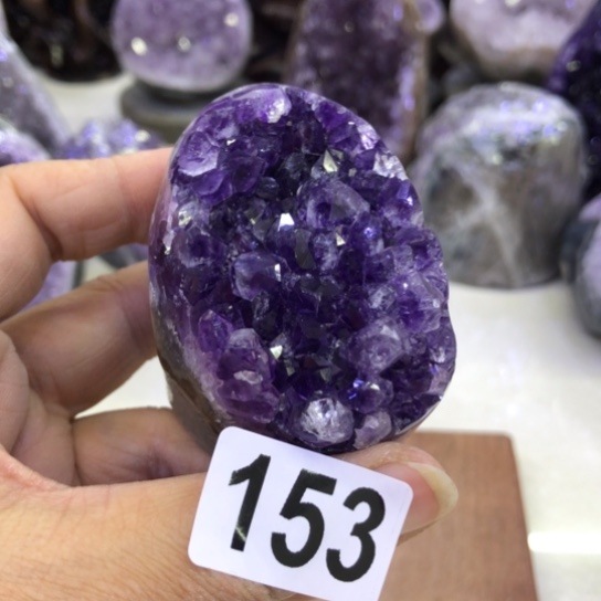 紫晶天然水晶摆件未镶嵌