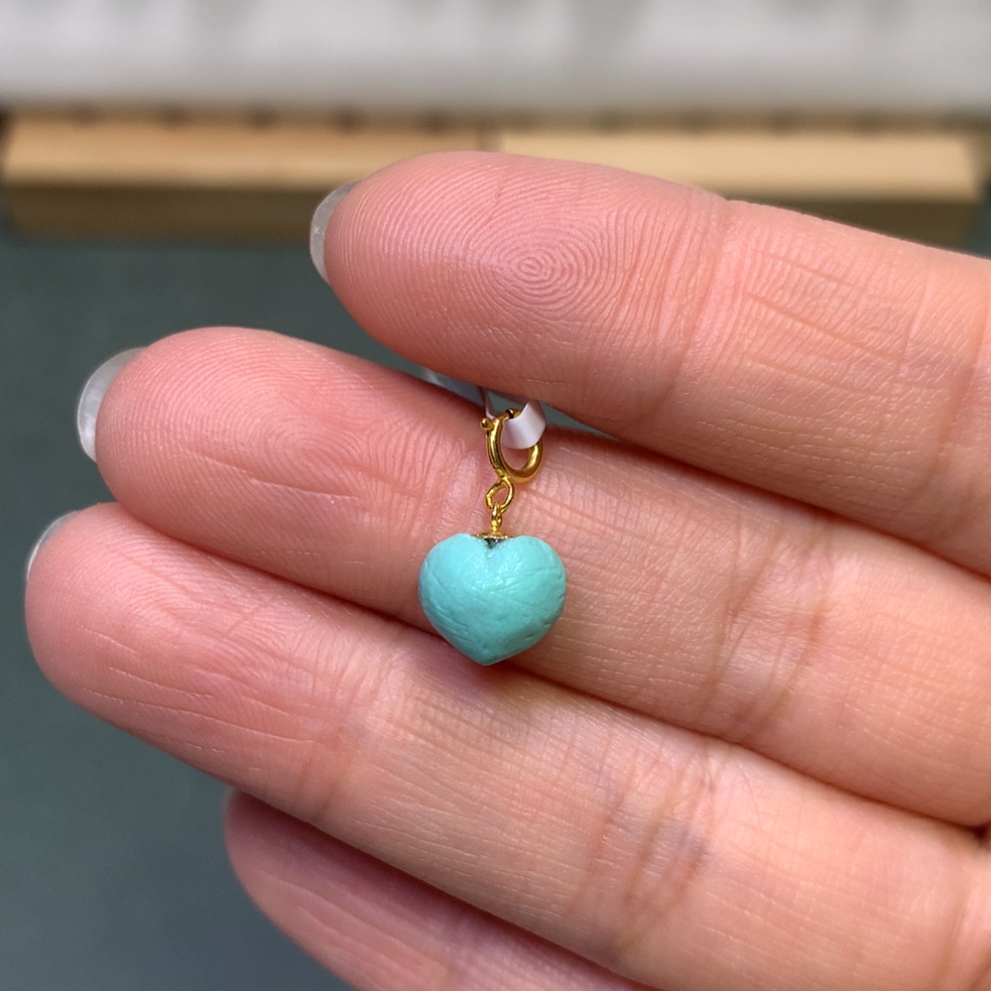 绿松石挂件18K金镶嵌