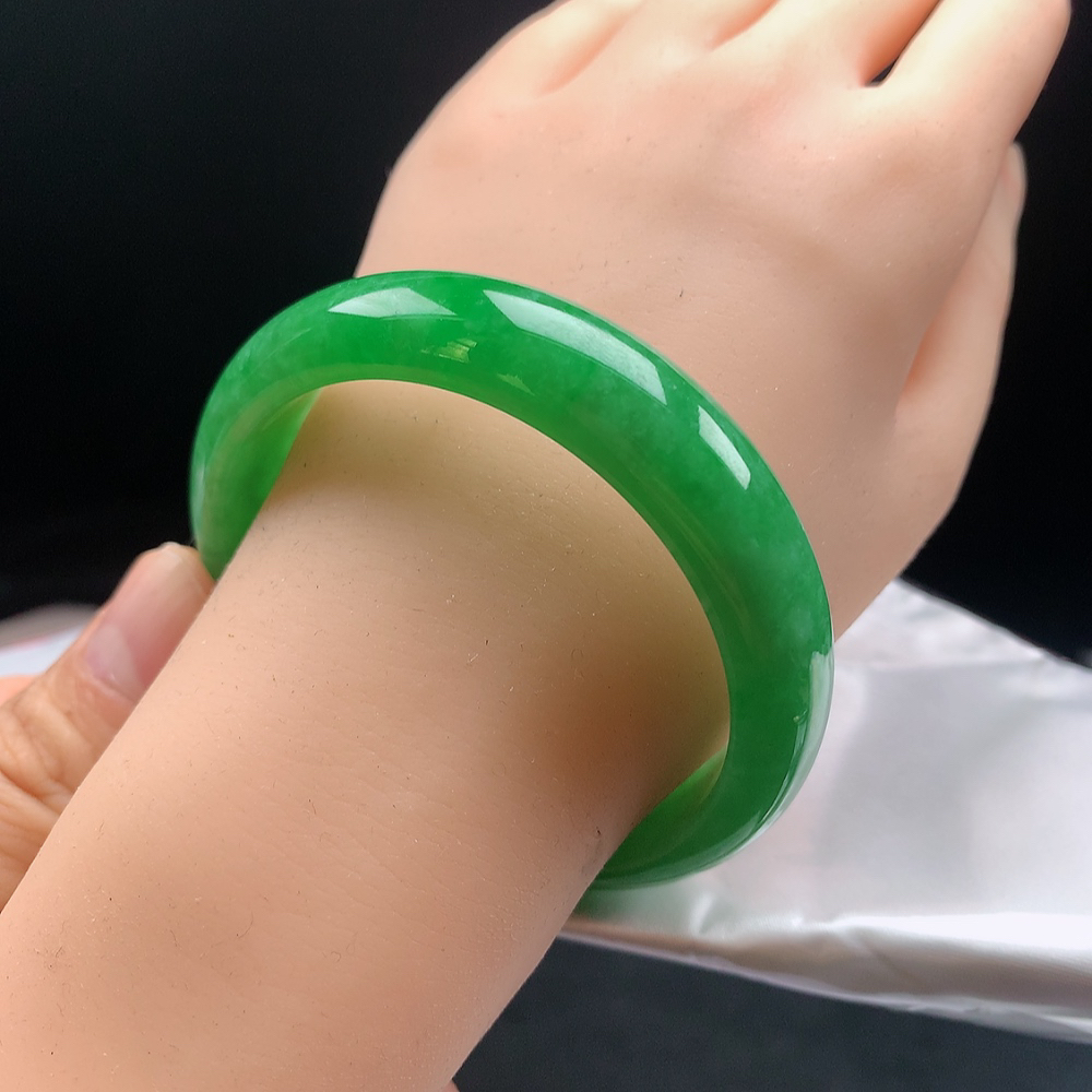 58.5圈缅甸天然A货翡翠玉手镯满绿宽板阳绿辣绿帝王绿妈妈绿色
