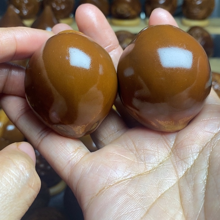 【闪购商品】香榧木哈*的橄榄核雕刻4.0