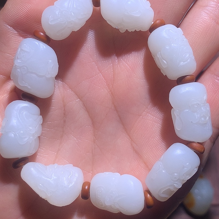 和田玉未镶嵌手链