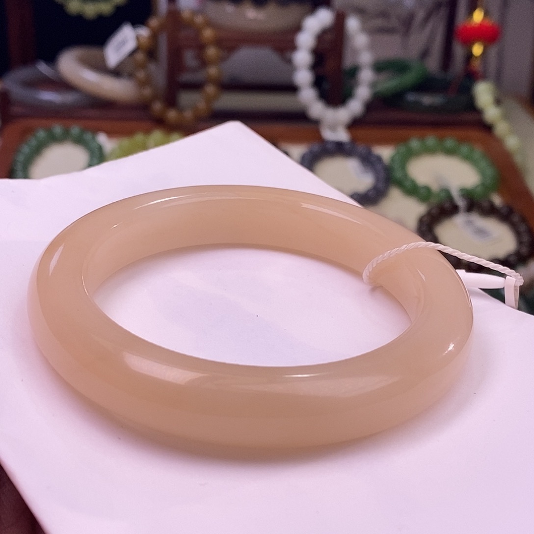 颈饰未镶嵌和田玉59收藏级熟藕粉脂膏级老矿料红粉手镯