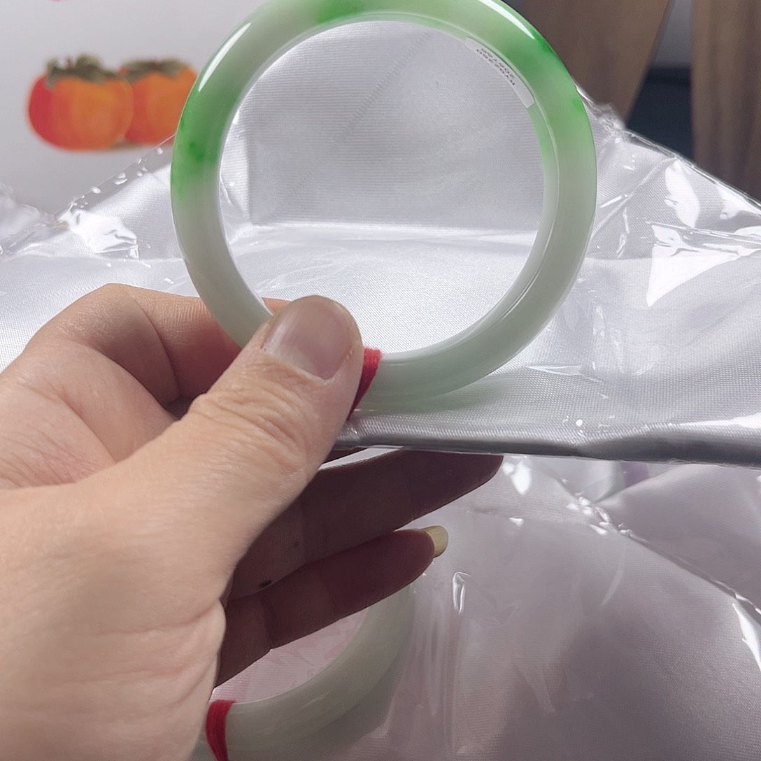 吉*祥以实物为准，拍哪个发哪个