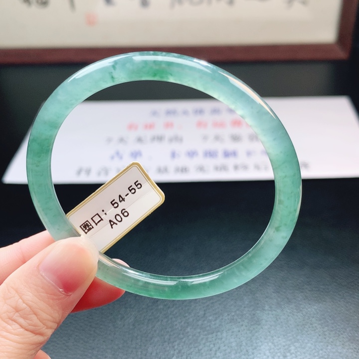 翡翠未镶嵌手镯翡翠手镯30