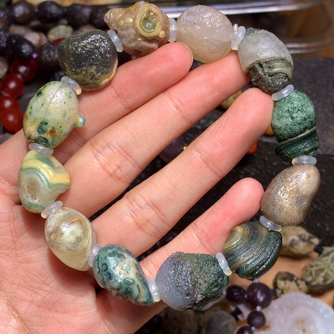 未镶嵌玛瑙/玉髓珠宝半成品