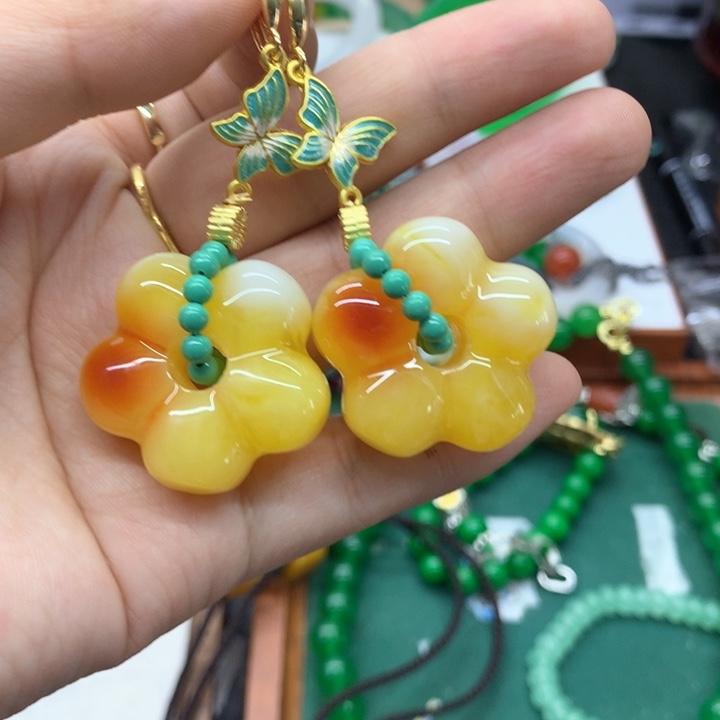 琥珀颈饰未镶嵌吊坠