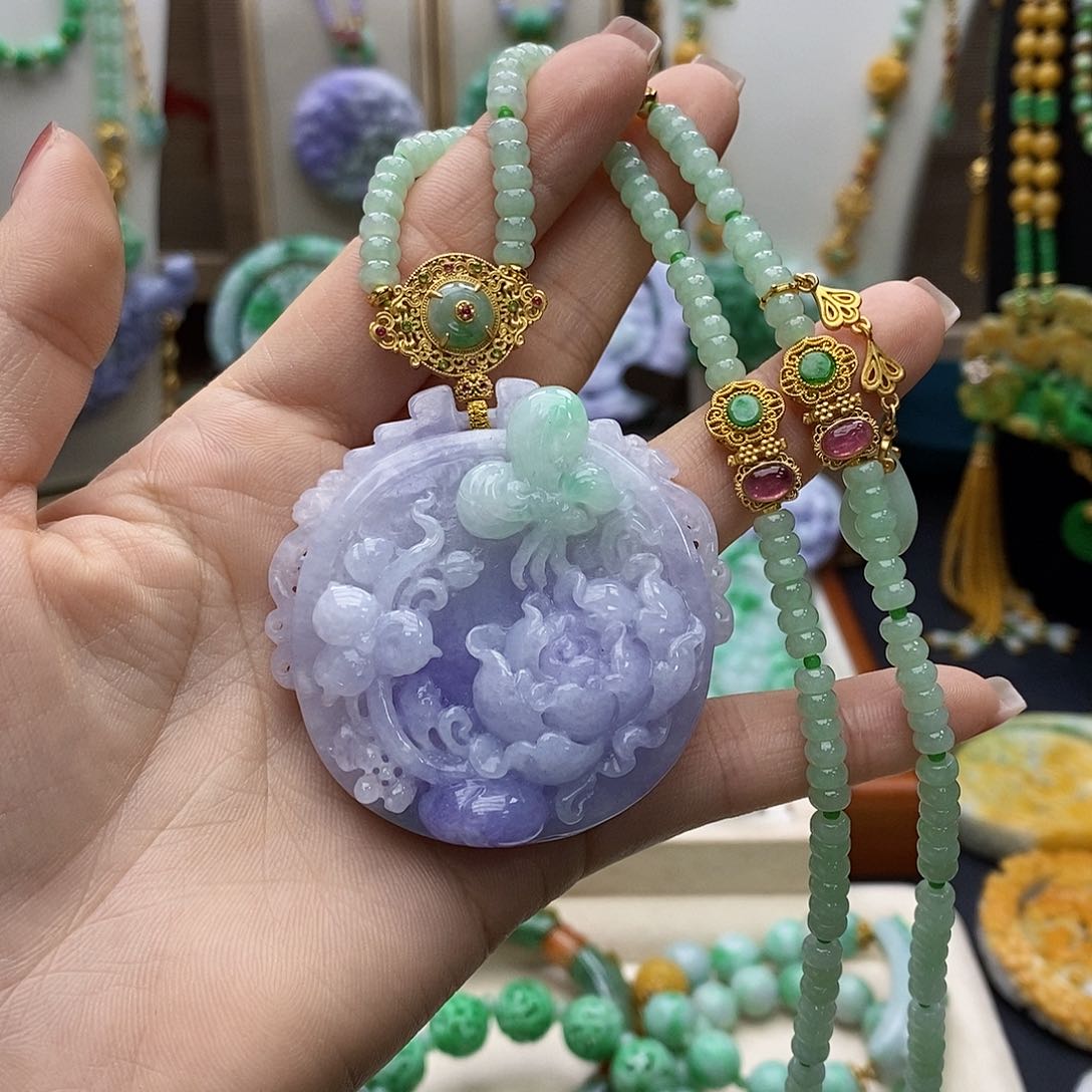 翡翠未镶嵌颈饰天然