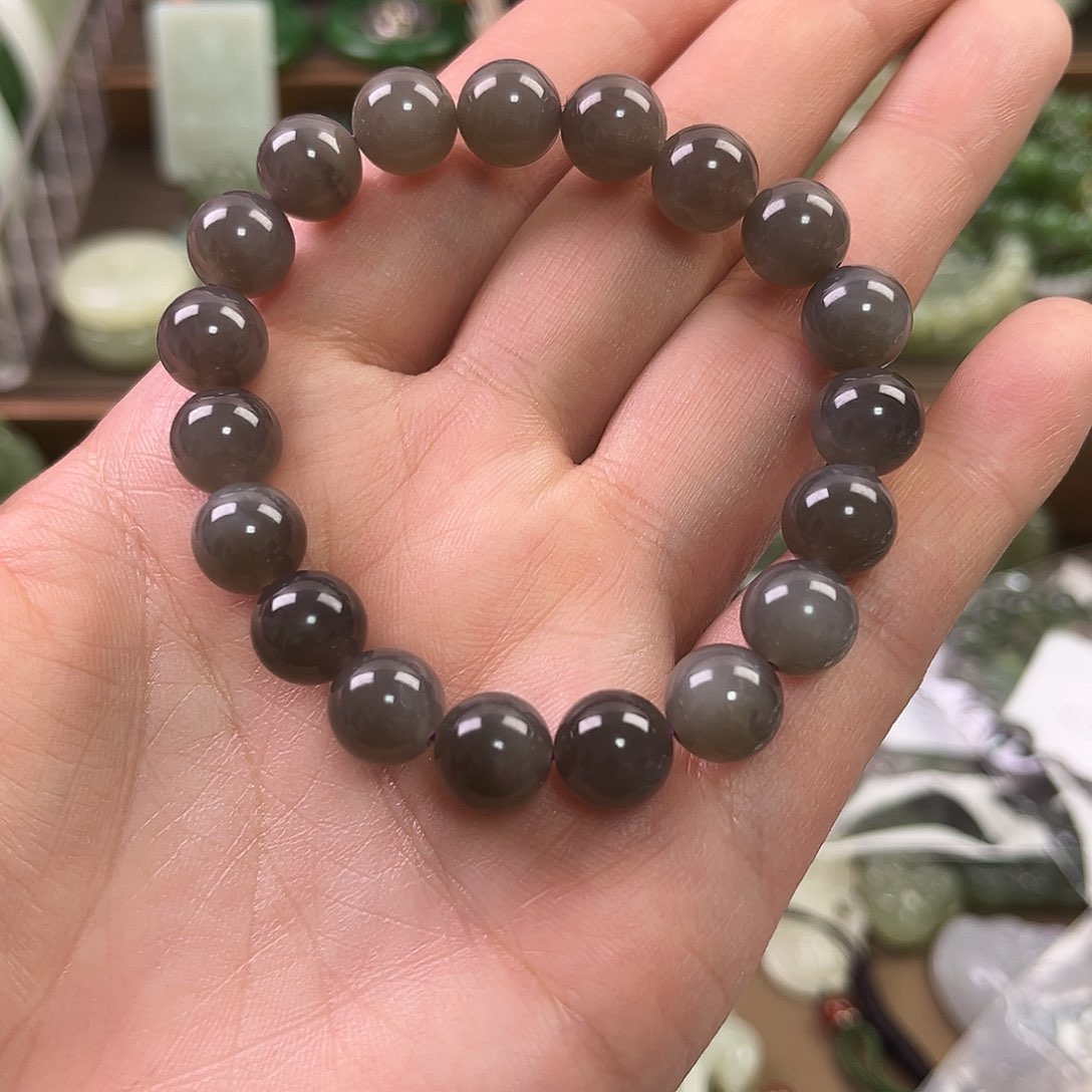 和田玉颈饰未镶嵌致***使