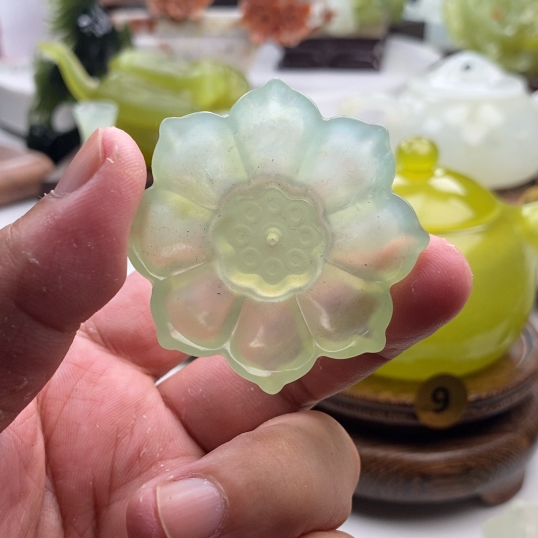 岫玉未镶嵌四大名玉壶