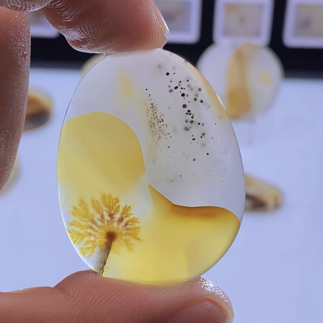 玛瑙/玉髓未镶嵌吊坠(不含链)106