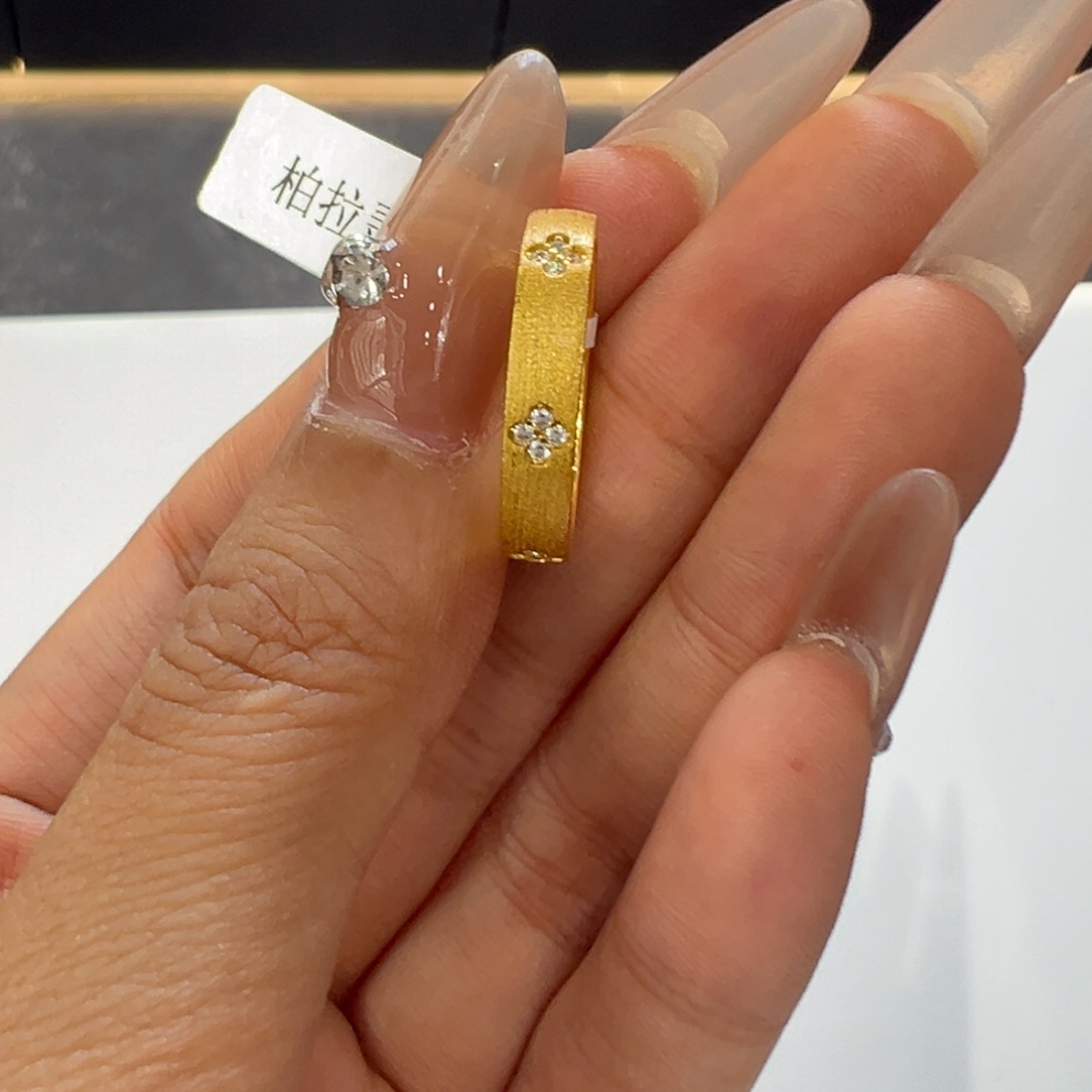 925银合成立方氧化锆17码拉丝金色闭口戒