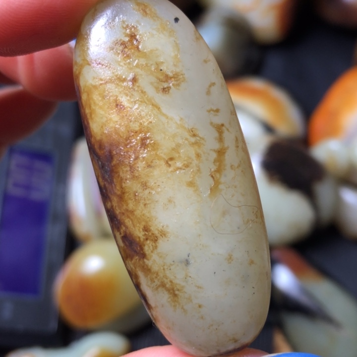 和田玉未镶嵌珠宝奇石