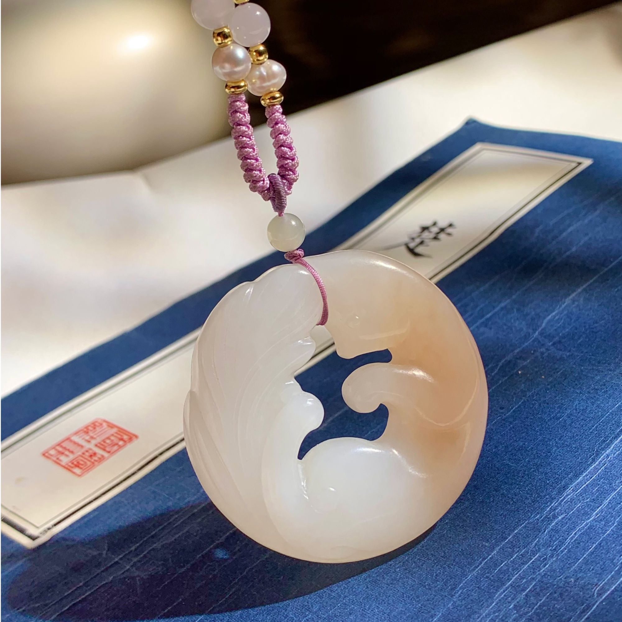 天然和田玉藕粉凤九吊坠大尺寸女款精美