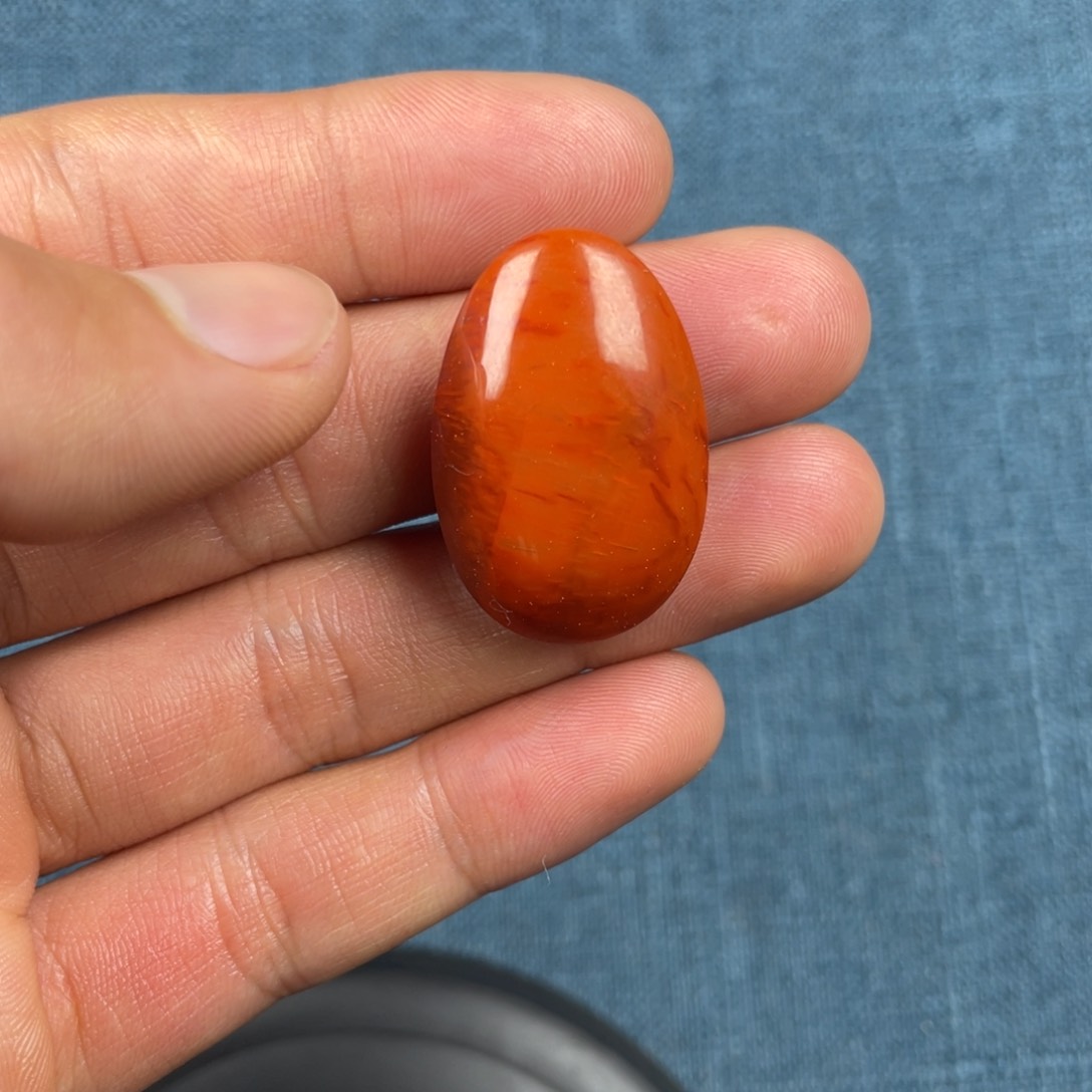 南红玛瑙未镶嵌挂件