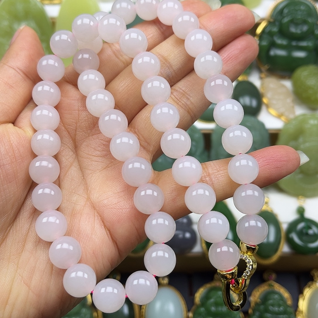 和田玉未镶嵌项链