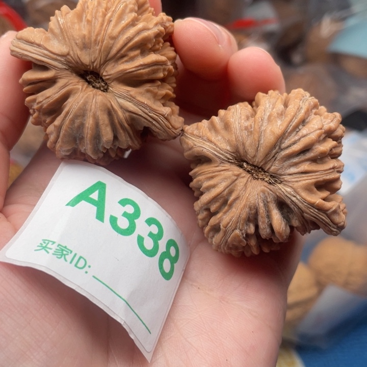 文玩核桃吊坠核桃