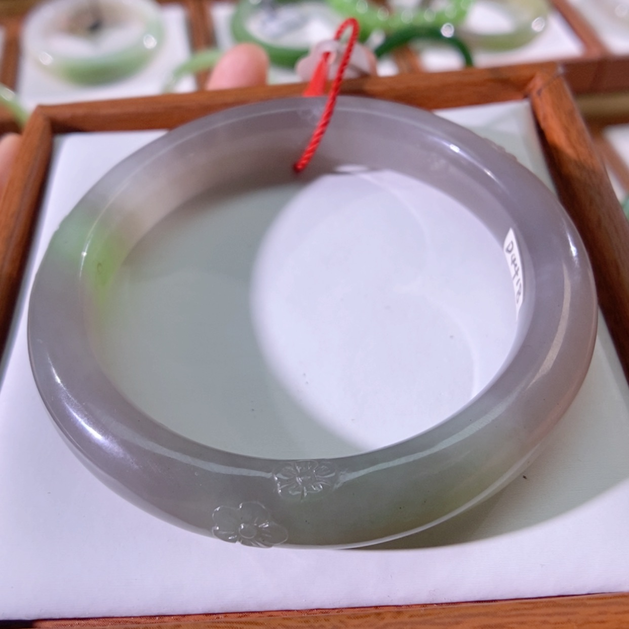 【闪购商品】未镶嵌手镯和田玉（翠青玉）