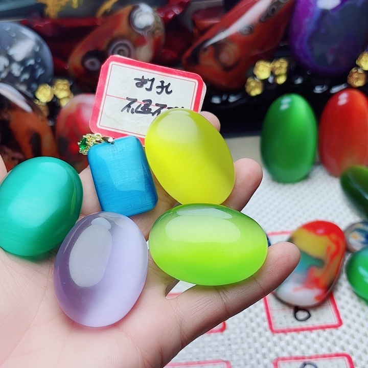 水***亭玛瑙/玉髓未镶嵌珠宝半成品