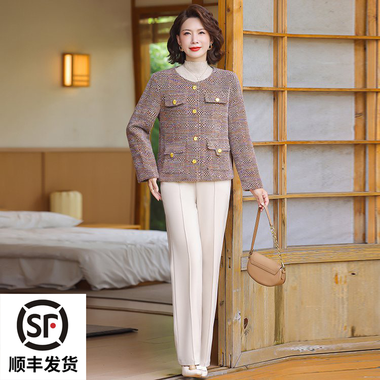 妈妈外套秋装薄款2025新款小香风开衫外套中来年人衣服春秋女上衣