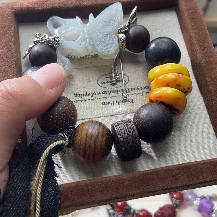 木质设计款手链手串