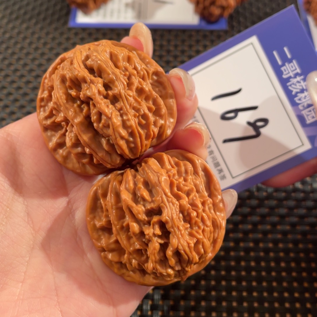 文玩核桃把件169号41尺楼