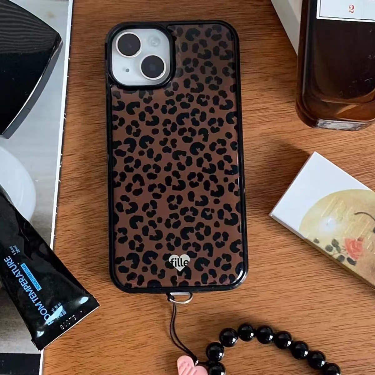 欧美风豹纹手机壳适用苹果iPhone16ProMax防摔保护壳潮牌黑色复古