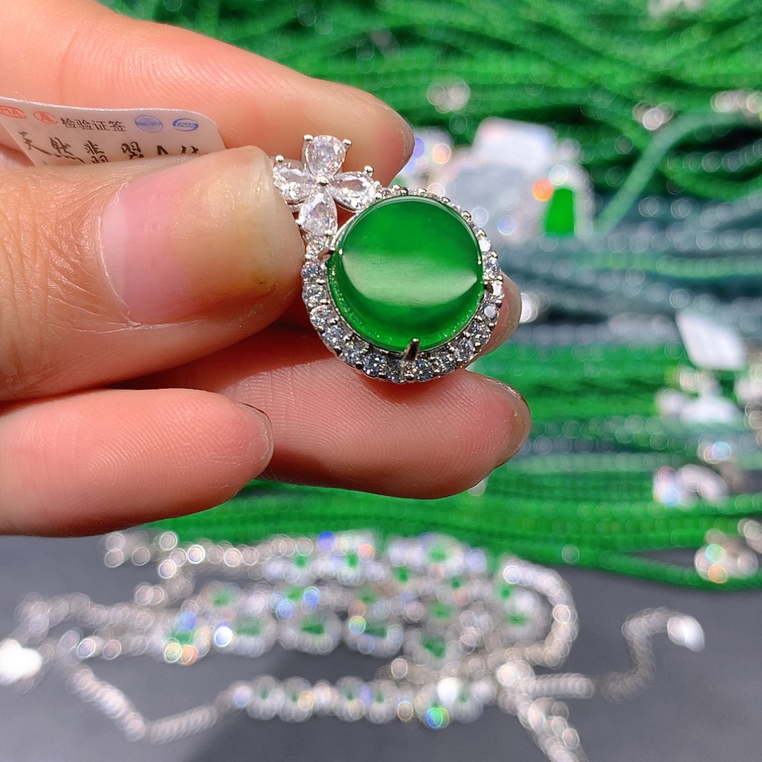 翡翠戒指未镶嵌天然翡翠