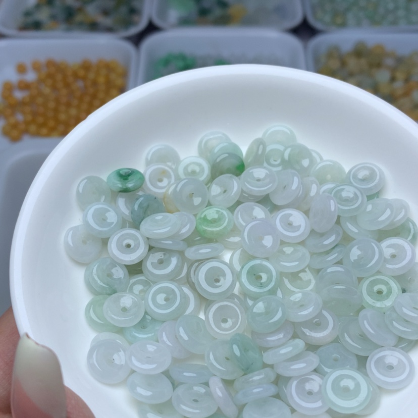 【闪购商品】翡翠手链未镶嵌卡9平安扣10个