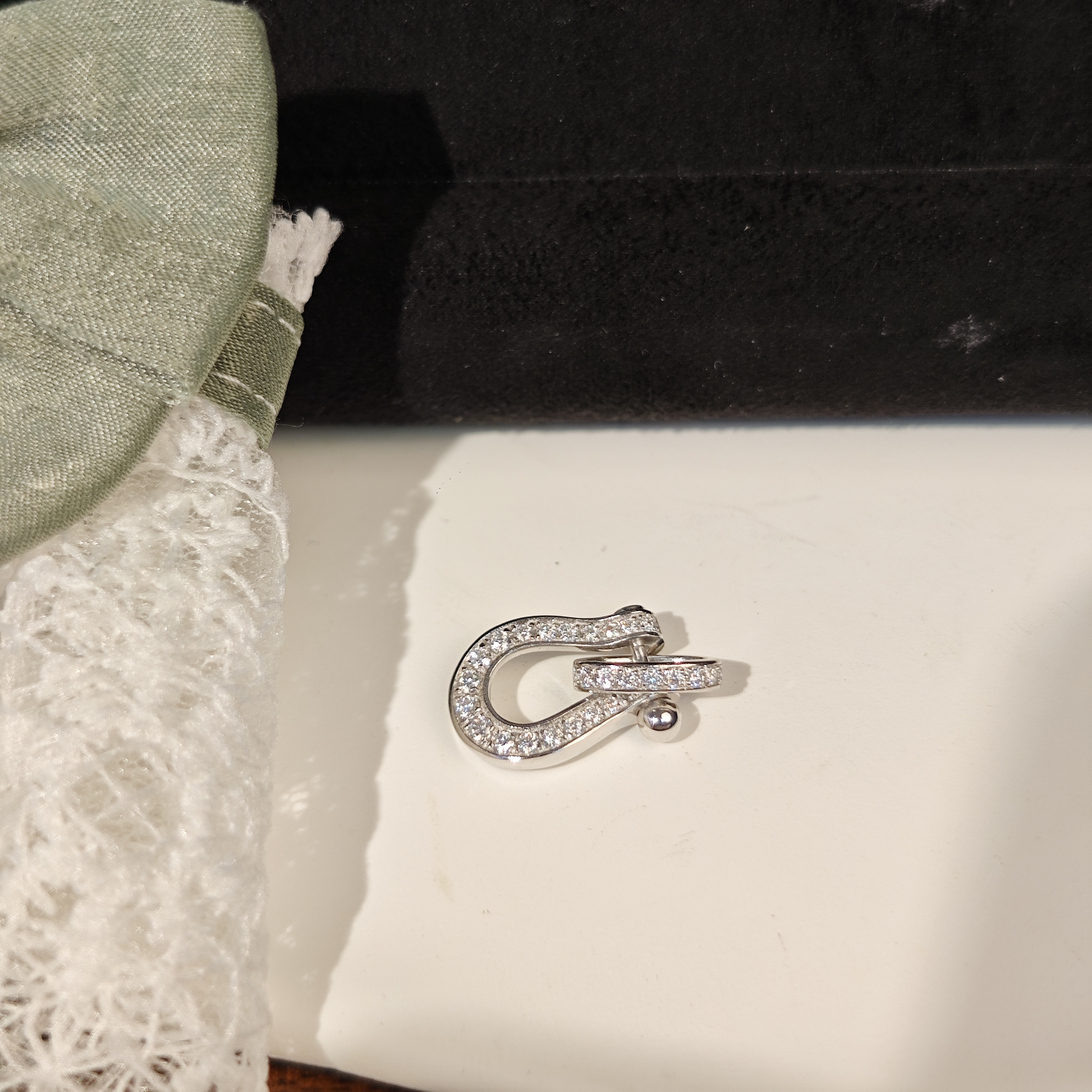 铂金莫桑马蹄吊坠0