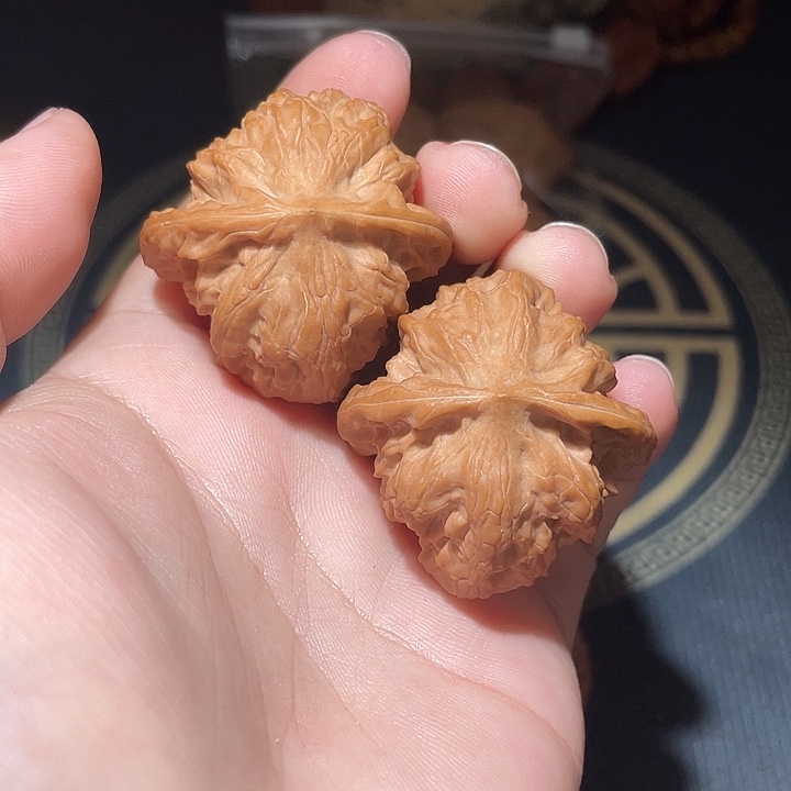 文玩核桃吊坠40➕尺寸野狼