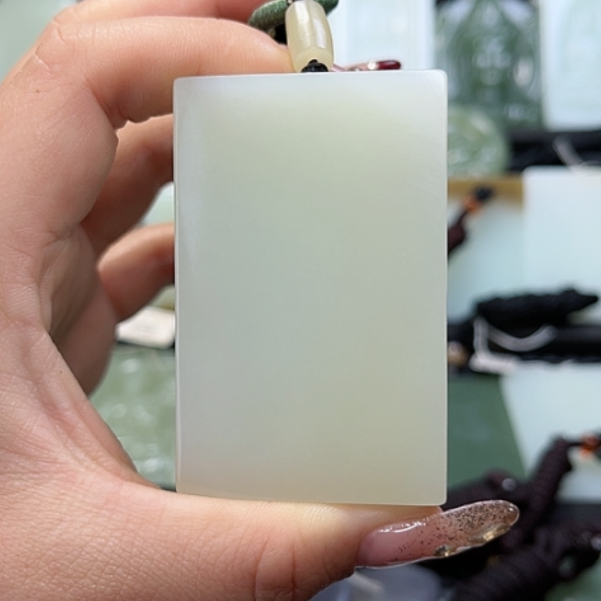 【闪购商品】和田玉颈饰未镶嵌信*达