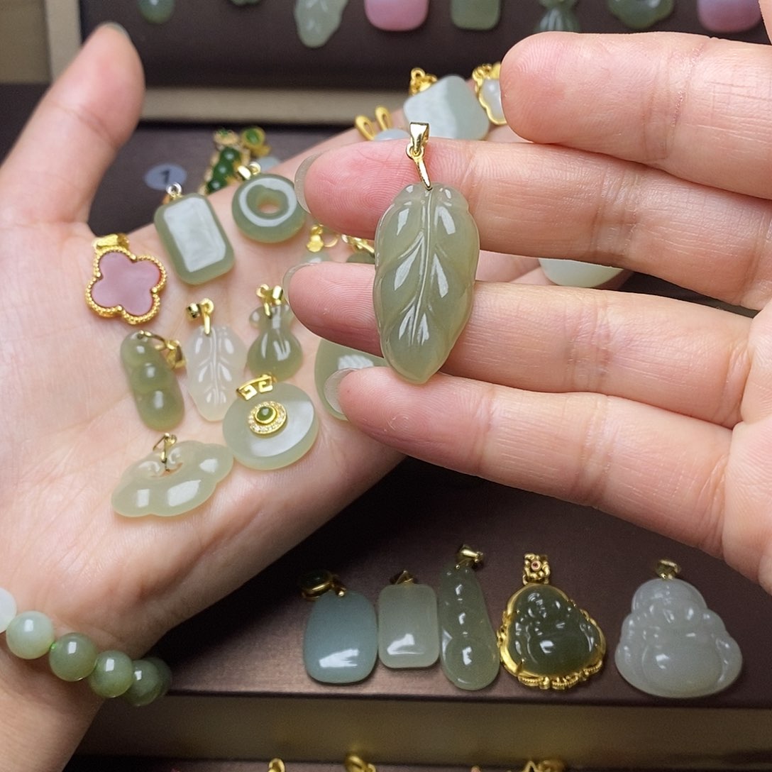 和田玉颈饰银S925镶嵌