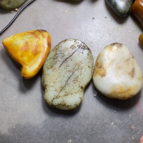 未镶嵌和田玉（糖玉）挂件