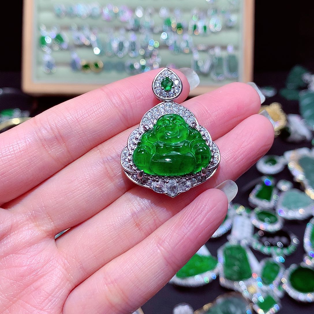 【闪购商品】翡翠吊坠(不含链)未镶嵌