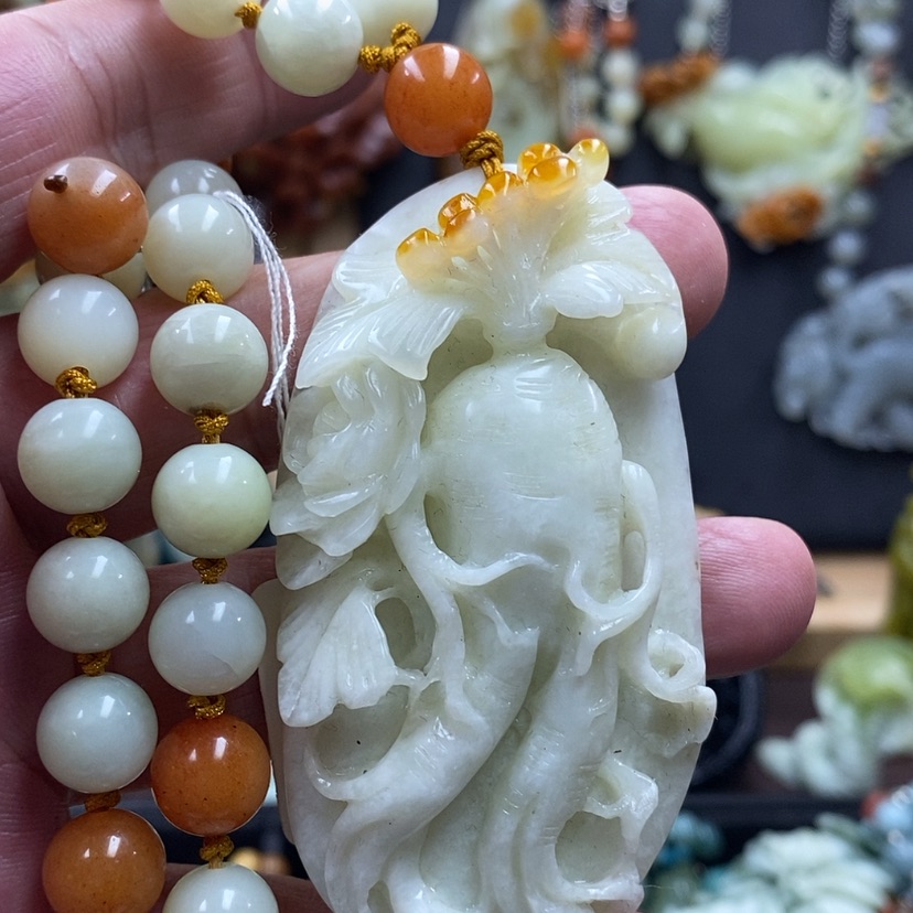 【闪购商品】蛇纹石玉吊坠未镶嵌