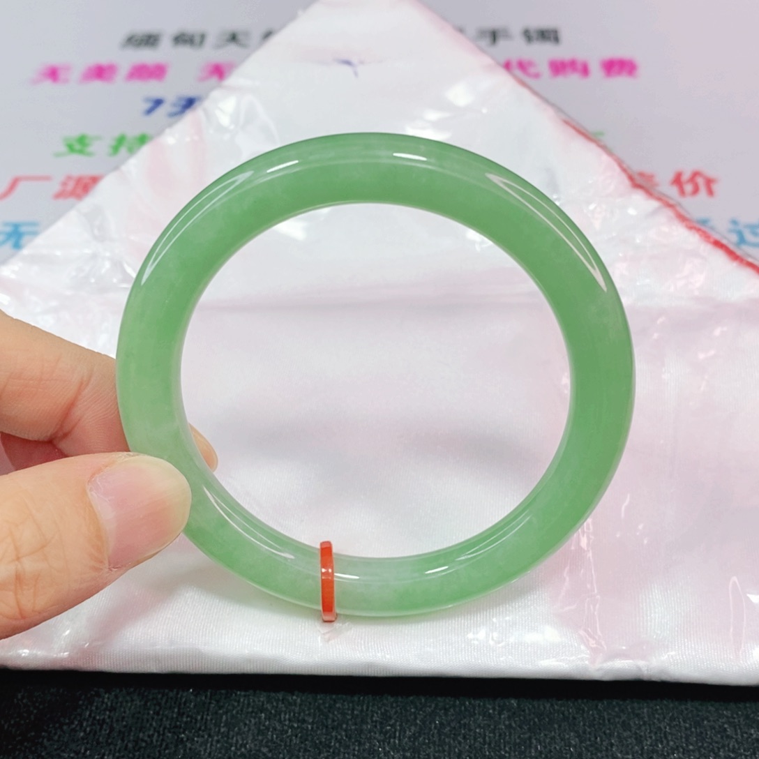 未镶嵌手镯翡翠54圈口圆条