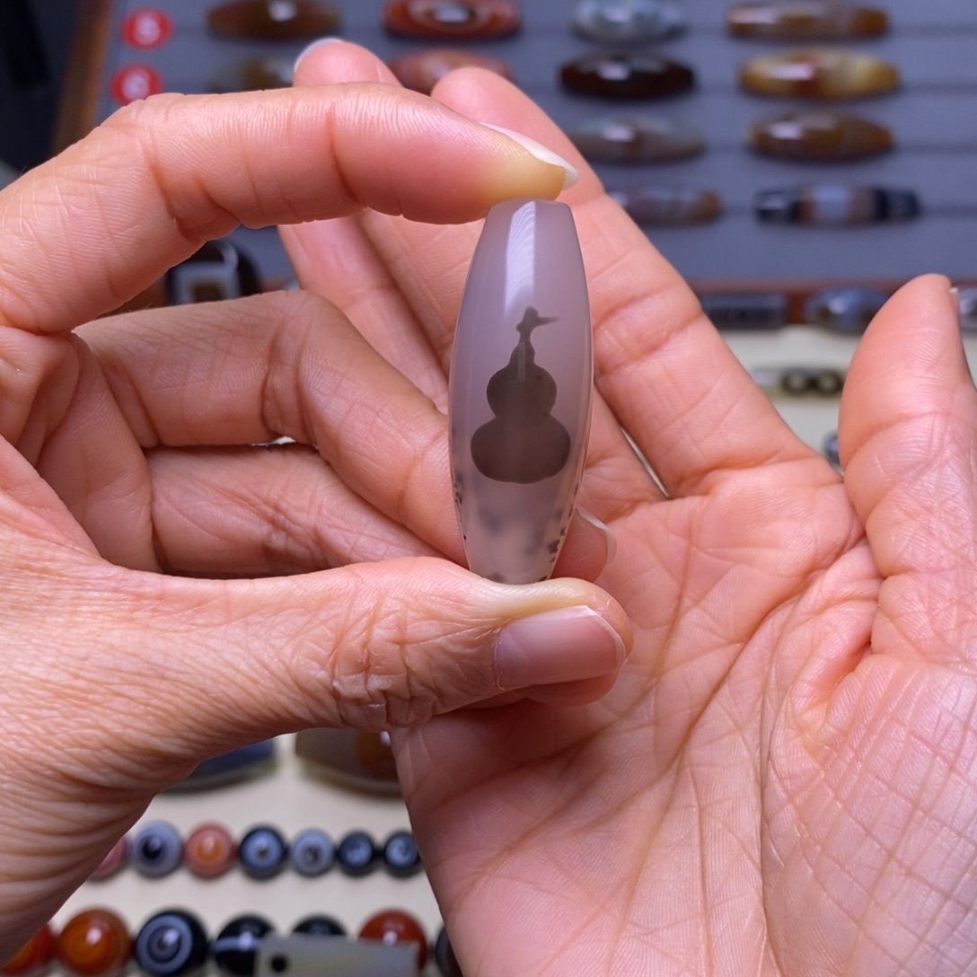 福***嬛玛瑙/玉髓未镶嵌珠宝半成品