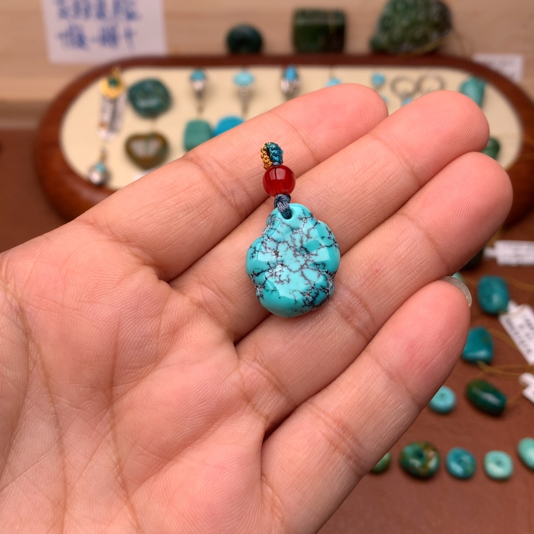 未镶嵌绿松石珠宝奇石