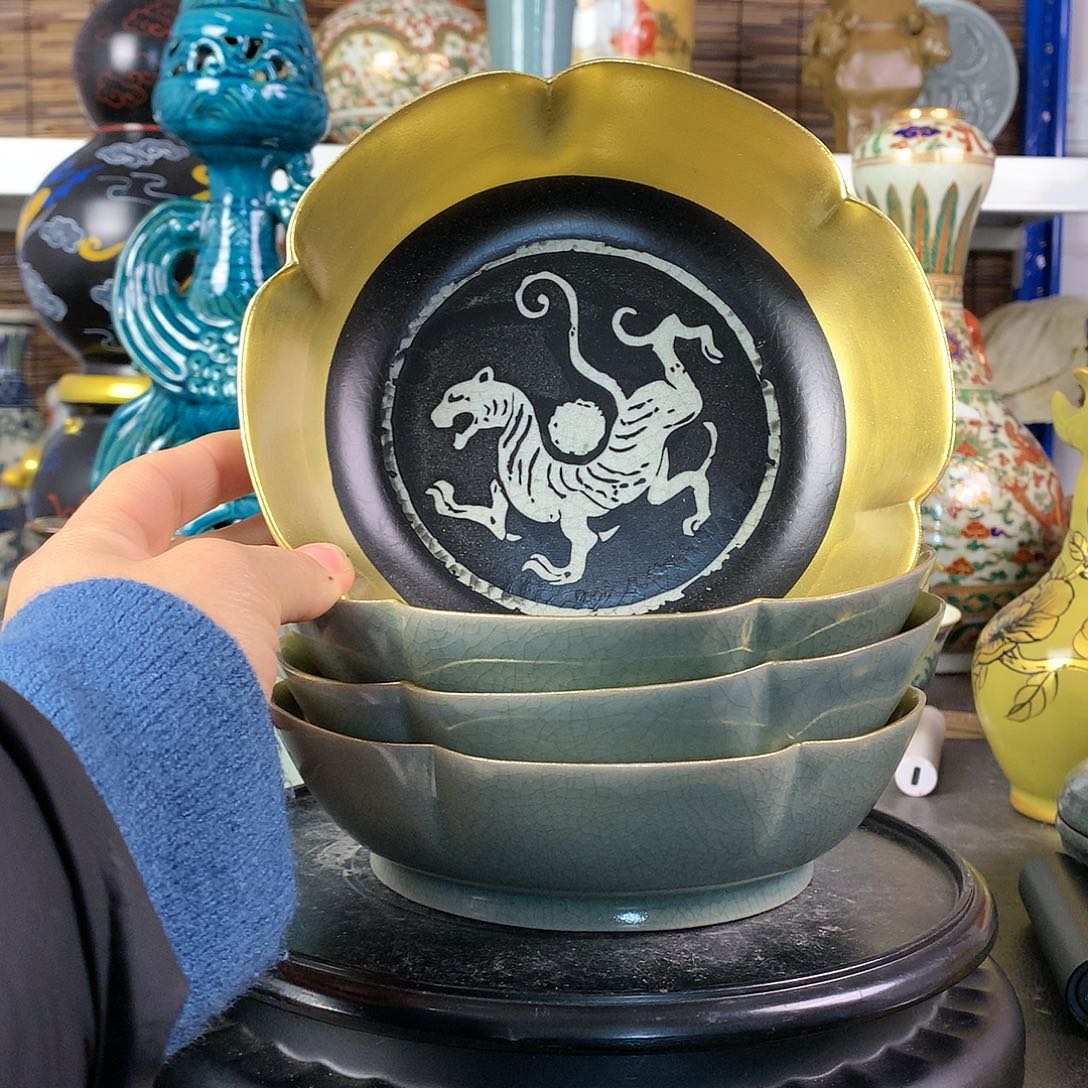 摆件45566885665555广****哥