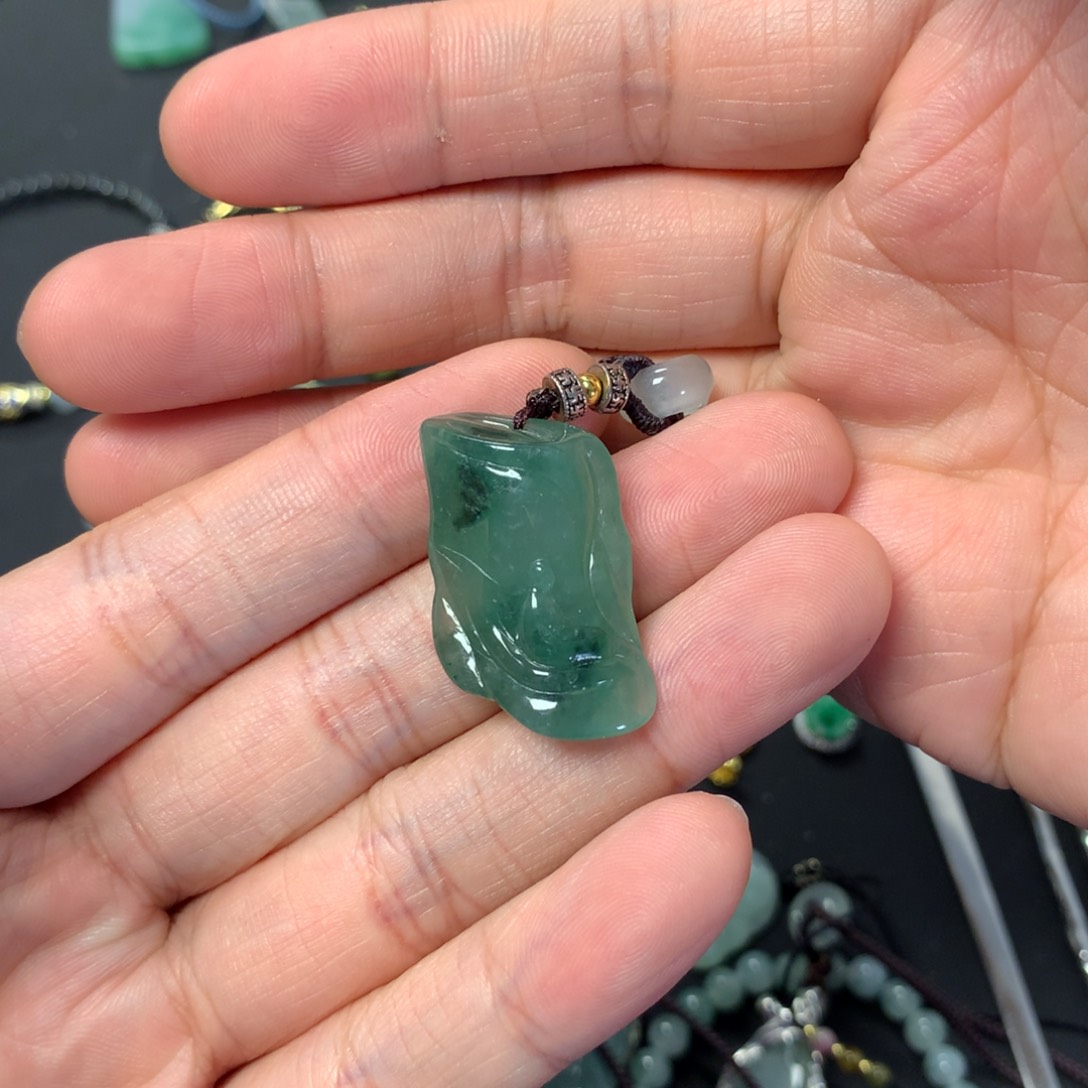 翡翠吊坠(不含链)未镶嵌