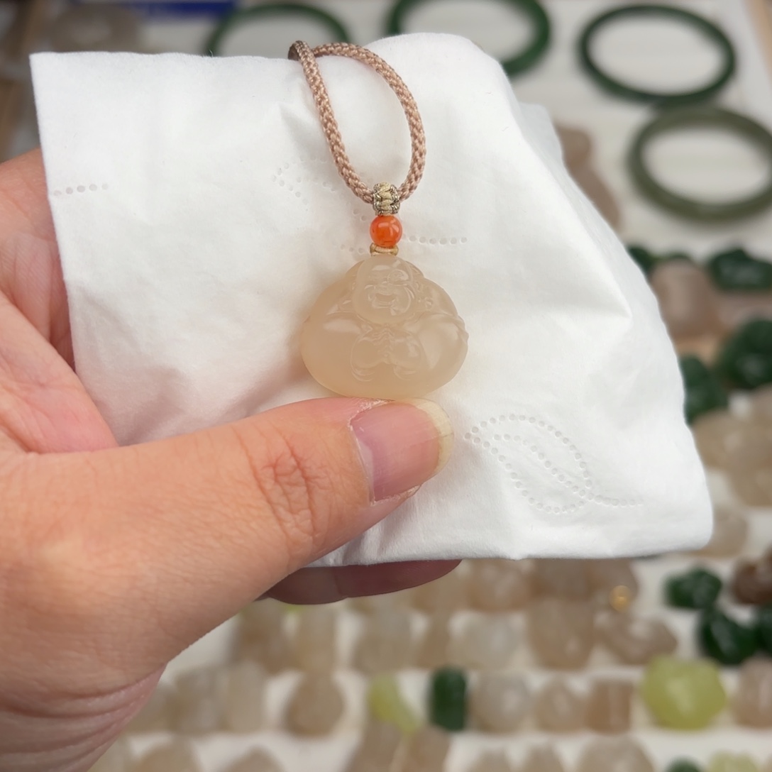 和田玉颈饰未镶嵌