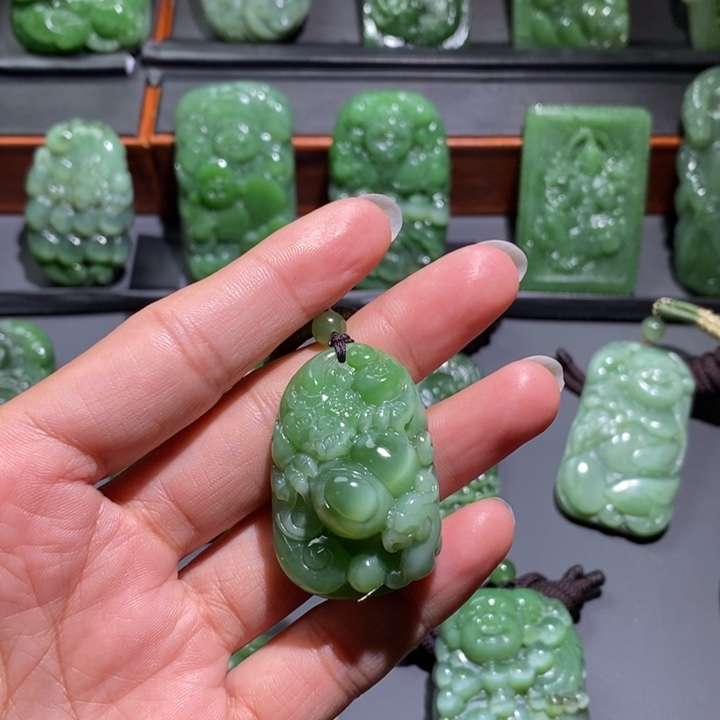 和田玉挂件未镶嵌