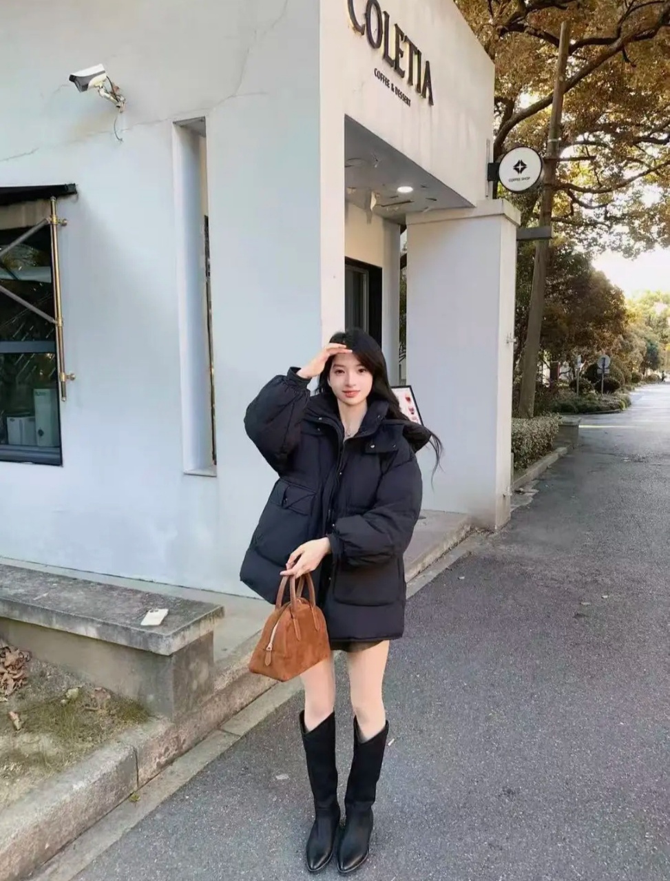 2025韩版中长款设计感连帽收腰休闲百搭拉链羽绒服外套折叠口袋